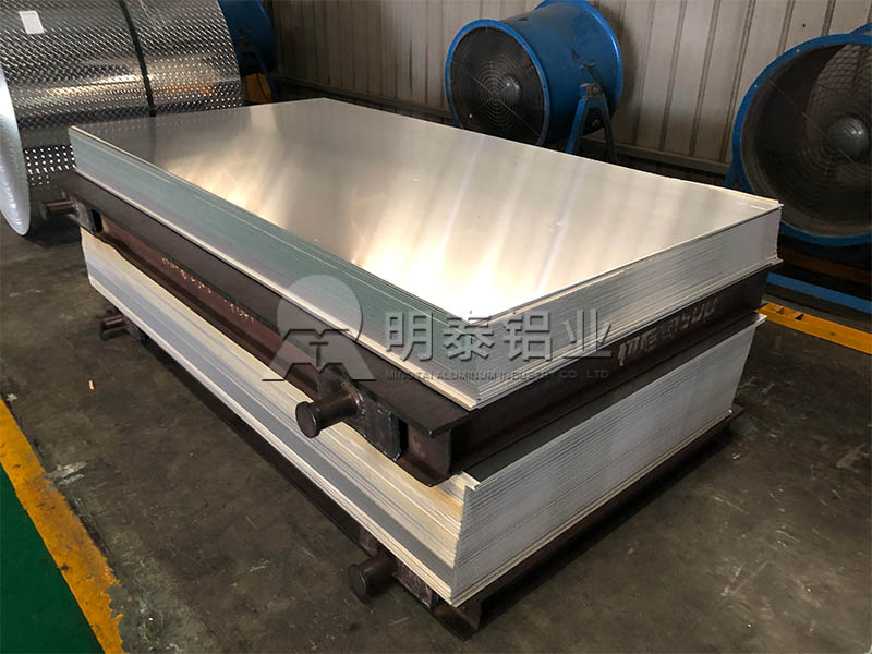 5m52鋁板和5052鋁板有什么區(qū)別?價格相差多少？